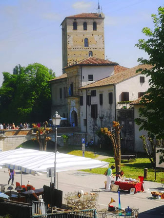 Portobuffolè Mercatino Antiquariato e Collezionismo borgo medievale