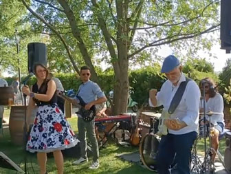 MUSICA DAL VIVO con PICKPOCKET