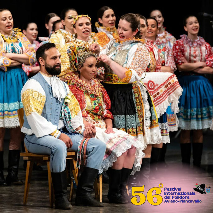 slovacchia folklorny subor lusk krakovany